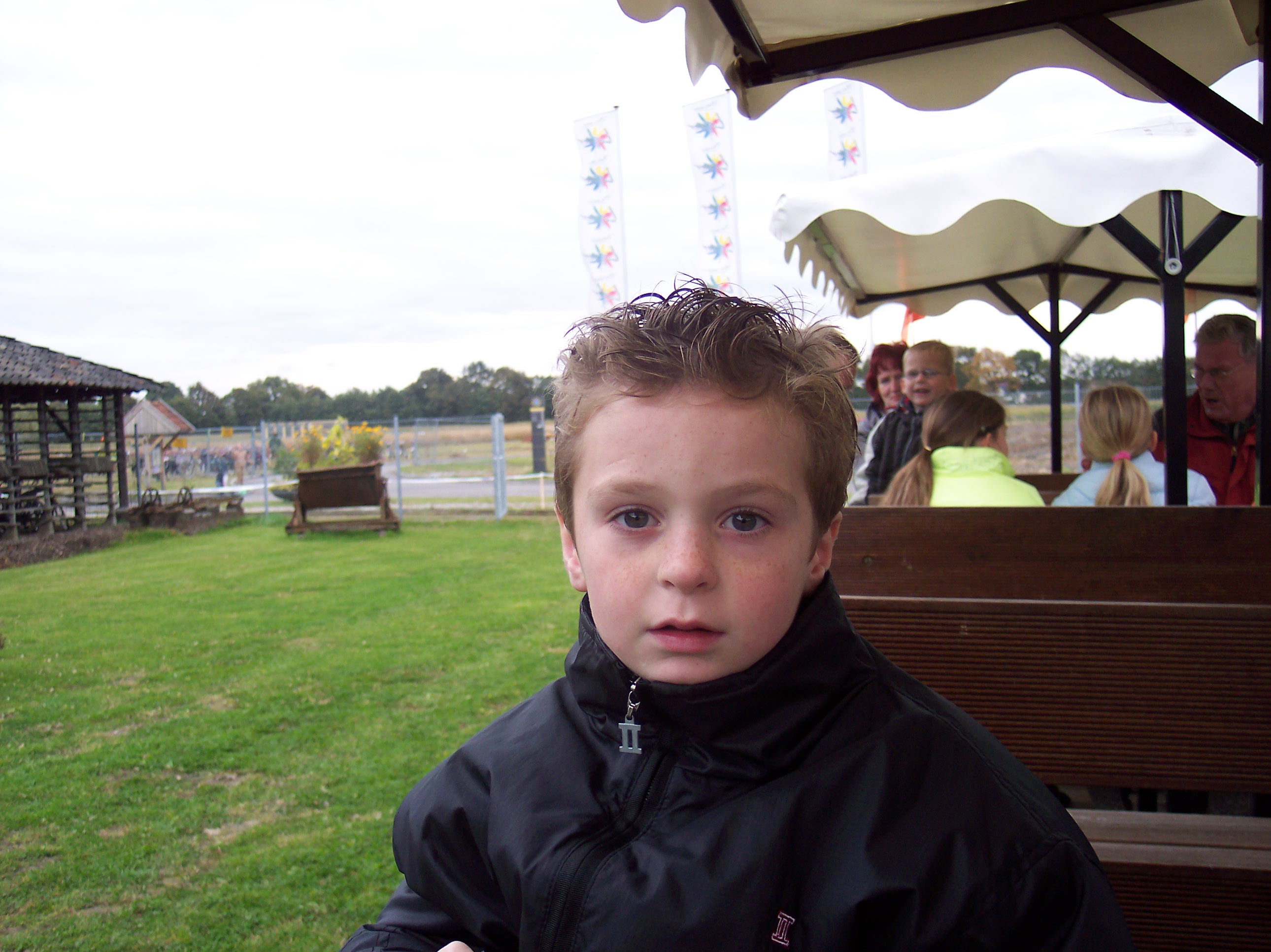 mijn lieve Neefjeee tijmen ;)