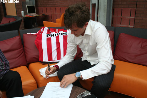 Dank0 tekent Vo0r PSV :(