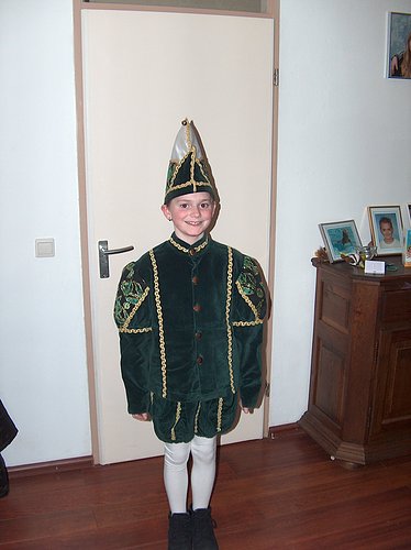 Mijn broertje toen hij in de raat van 11 zat :D