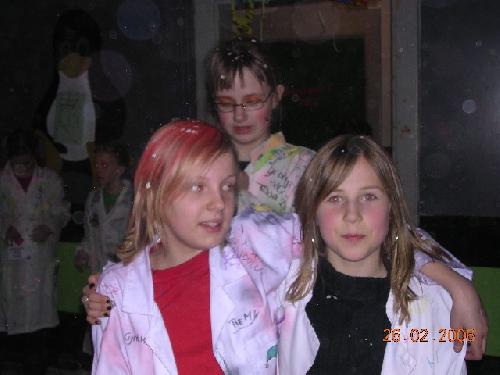 Hierr zijn we weerr!!!!! dit was met carnaval op het stokpertje