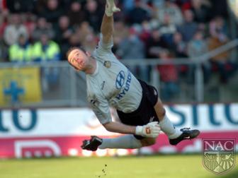 davey sgollen keeper van nac een sexy duik eej